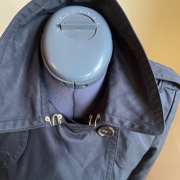 Banana Republic Women’s Classic Black Lined Trench Coat Like New SZ Petite Small - Picture 5 of 13